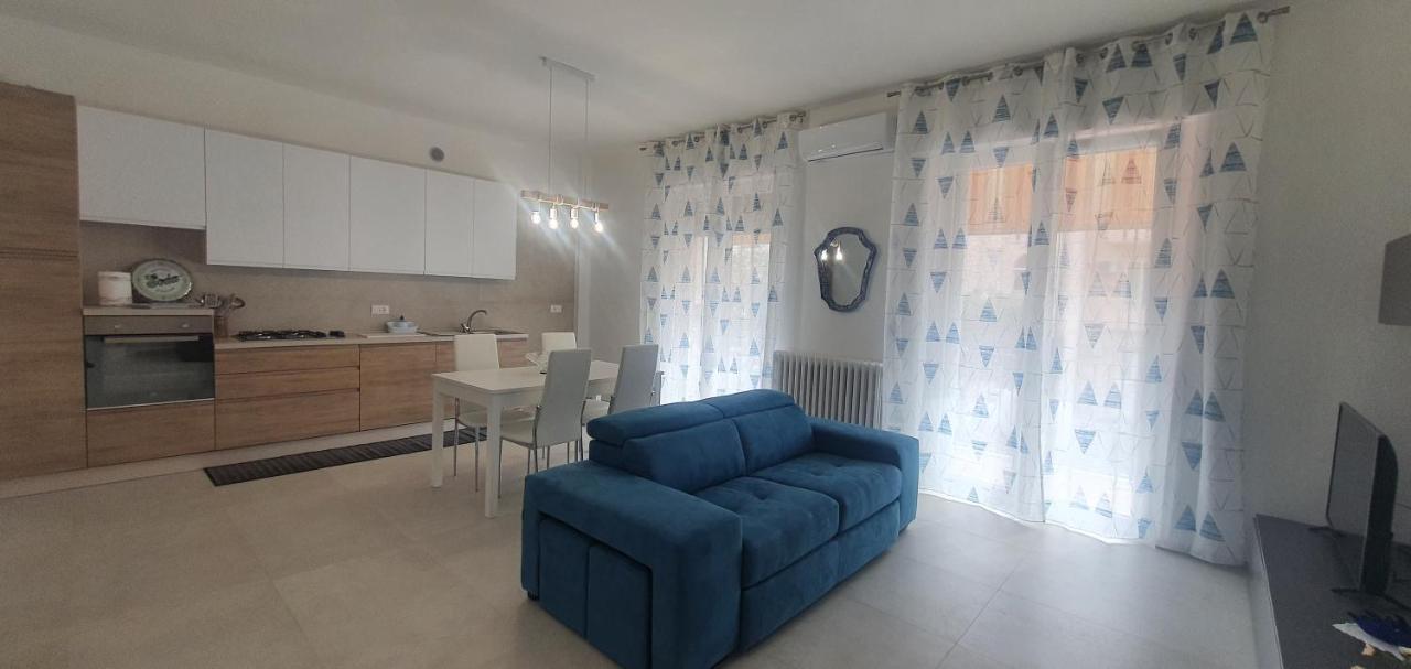 Casa Riblo E Flo Leilighet Monopoli Eksteriør bilde